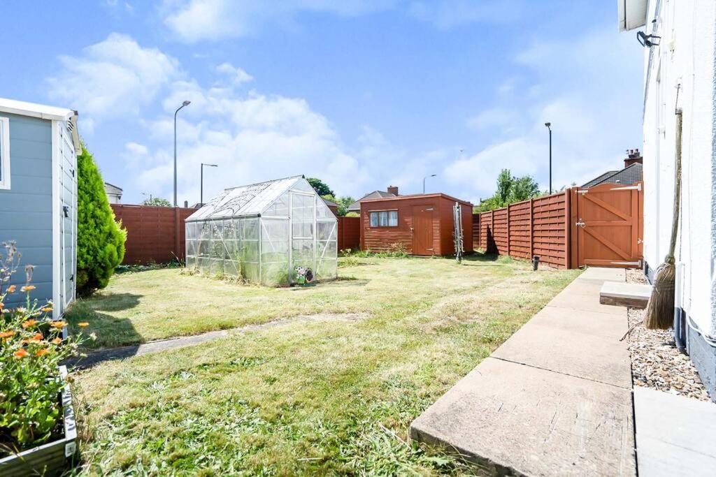 Beautiful 3 Bedroom Home, 10 Minutes Walk To Beach. Cleethorpes Kültér fotó