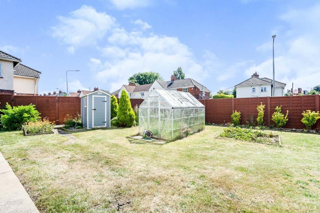 Beautiful 3 Bedroom Home, 10 Minutes Walk To Beach. Cleethorpes Kültér fotó