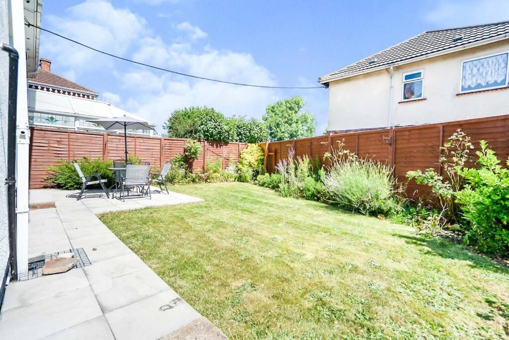 Beautiful 3 Bedroom Home, 10 Minutes Walk To Beach. Cleethorpes Kültér fotó